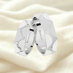 Argollas zit-zat con liso brillante, zircon suizo blanco