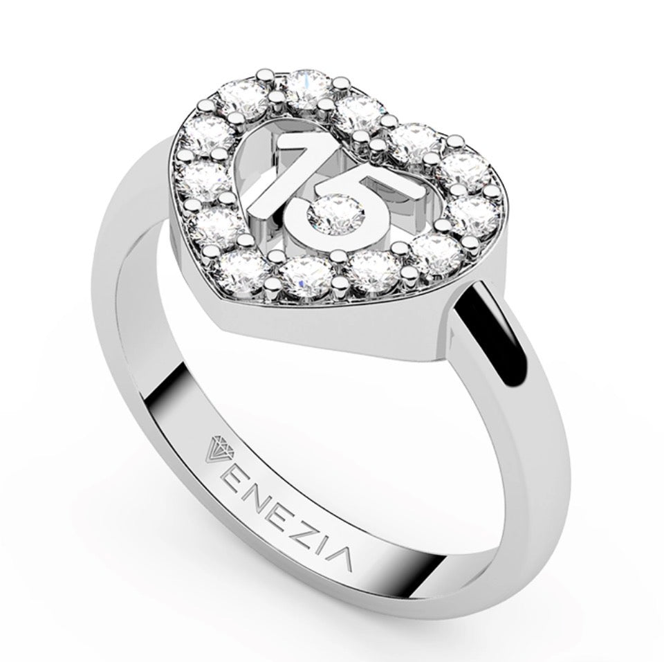 ANILLO 15 AÑOS PROMESA DE LUZ REF 6457