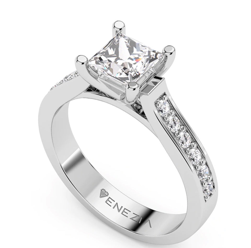 ANILLO DE COMPROMISO ESENCIA DEL AMOR REF 6274