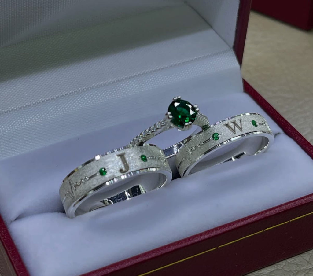 SET DE ARGOLLAS DE MATRIMONIO CON ANILLO DE COMPROMISO ETERNA ESPERANZA REF 5677