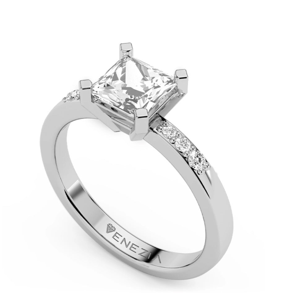 ANILLO DE COMPROMISO ESENCIA DE LUZ  REF 6245