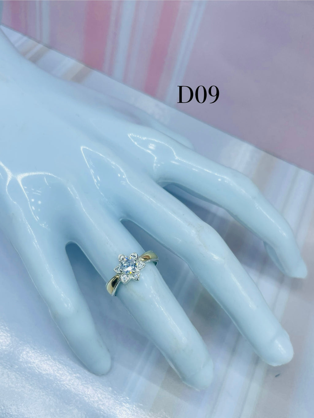 Anillo De Dama Flor De Cristal Ref 4276