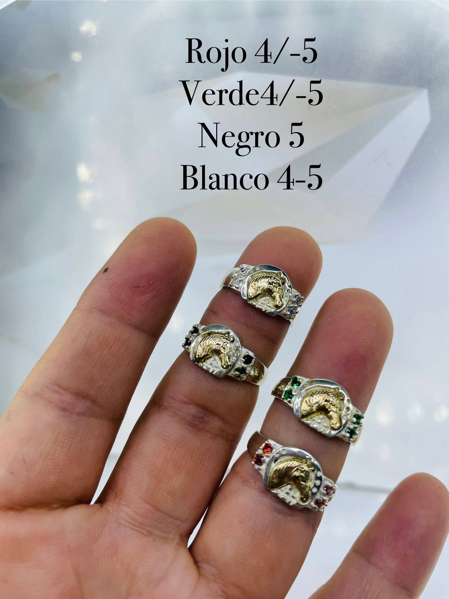 Anillo Para Niño Caballo Con Piedras Rojas,Verdes,Cristal Ref 4373
