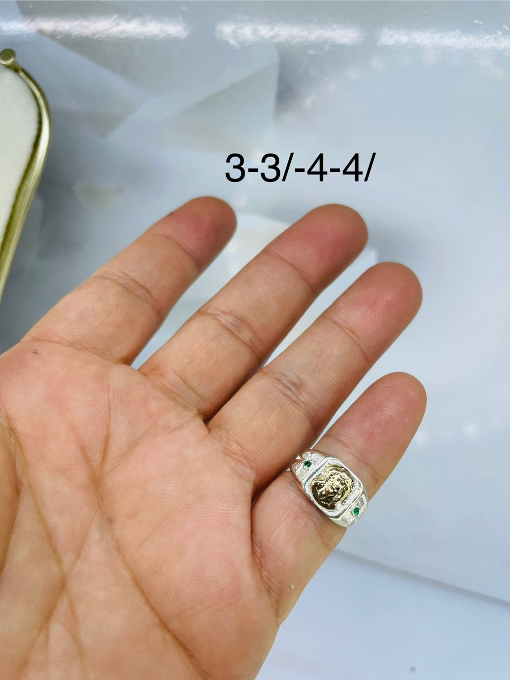 Anillo Para Niños Cristo Esmeraldas Ref 4373