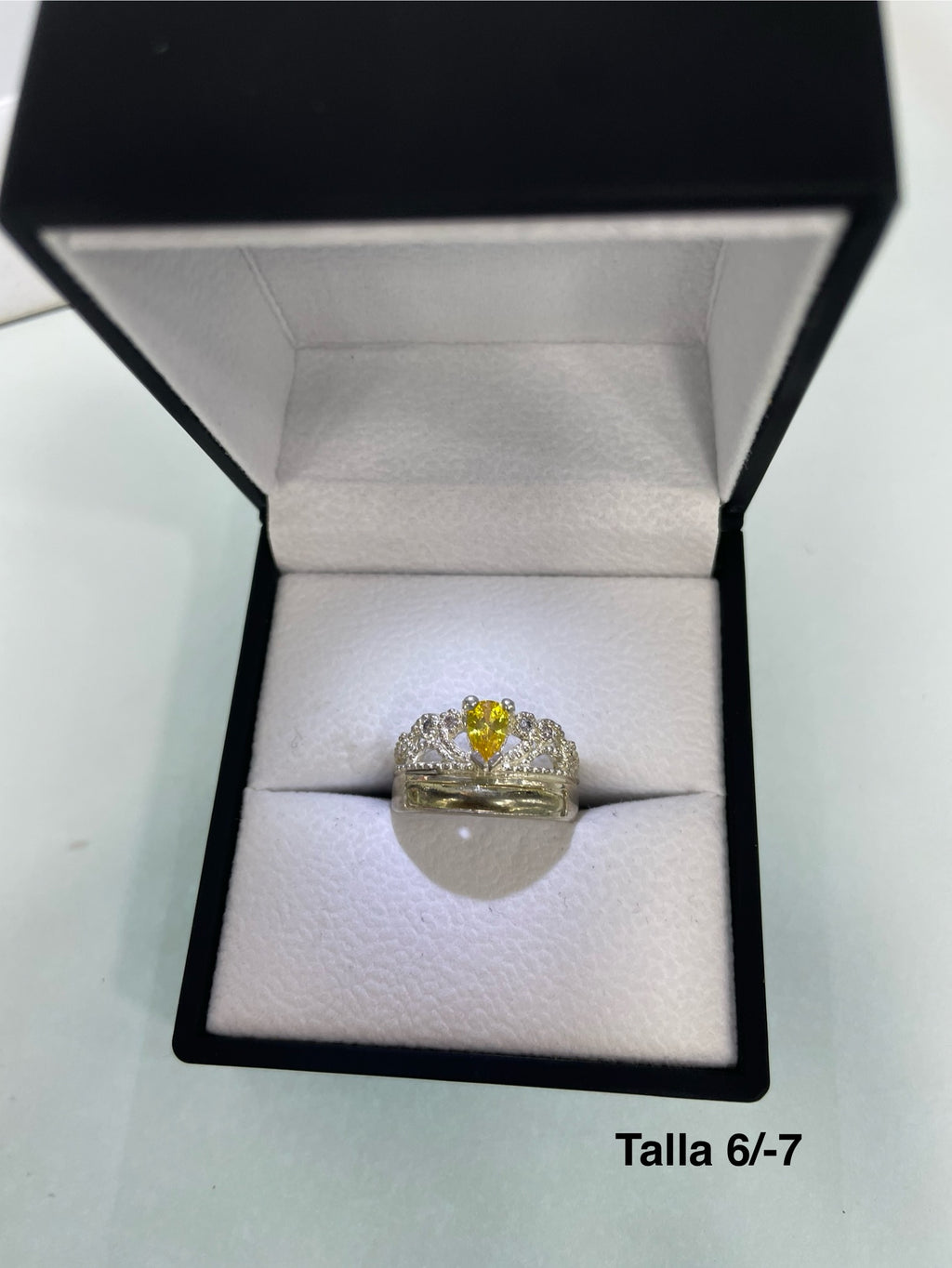 Anillo 15 Años Corona Reina Amarilla  Ref 4474